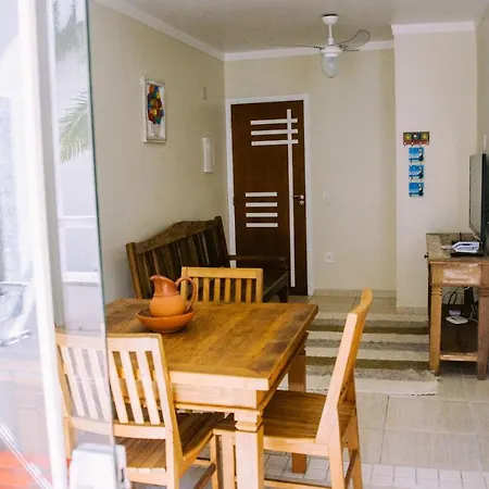 Apto no Itaguá, 2 dts, wifi, piscina e ar condicionado-3